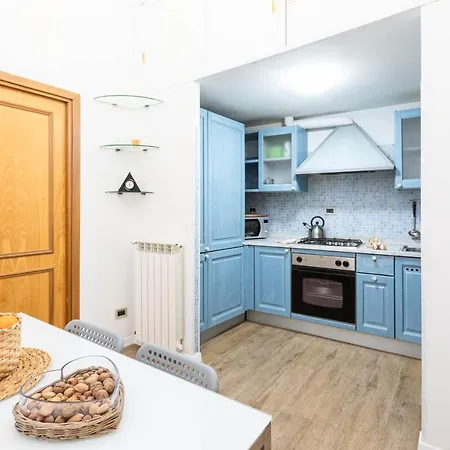 By The Pantheon With Two Bedroom 2 Bathroom Апартаменты