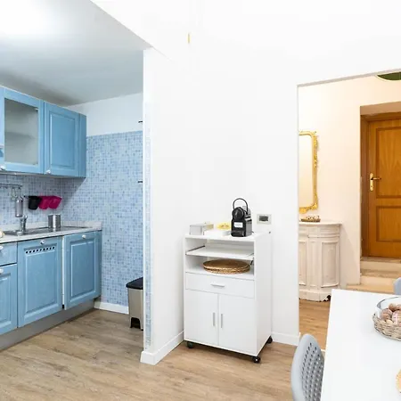 Toniolo Two Bedroom Two Bath Apartman Róma