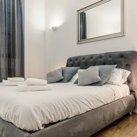 By The Pantheon With Two Bedroom 2 Bathroom Lejlighed Rom