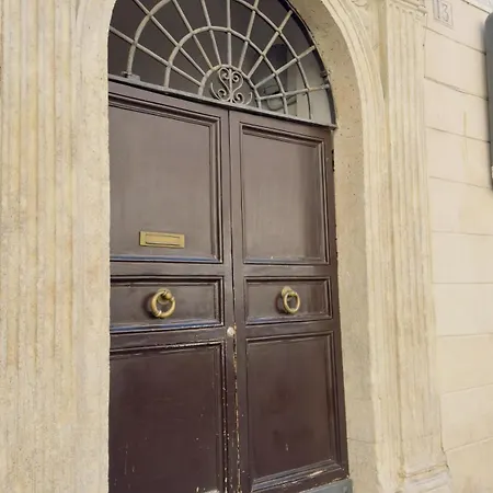 By The Pantheon With Two Bedroom 2 Bathroom * Řím