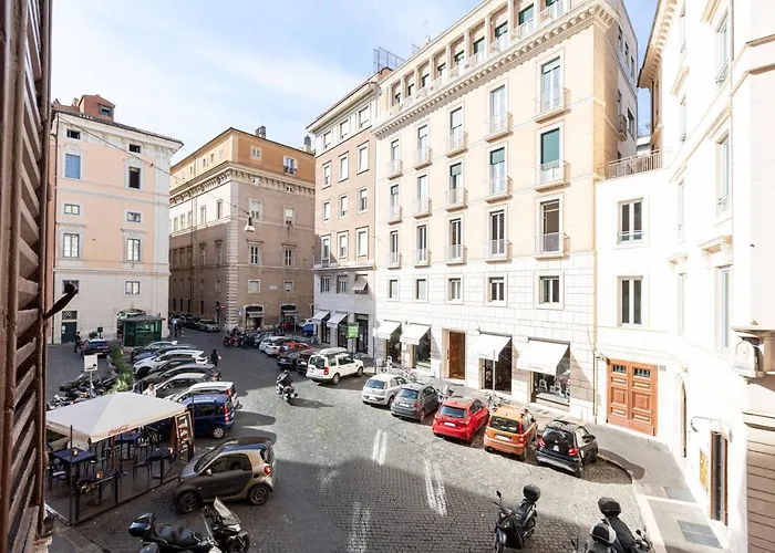 By The Pantheon With Two Bedroom 2 Bathroom Apartment *